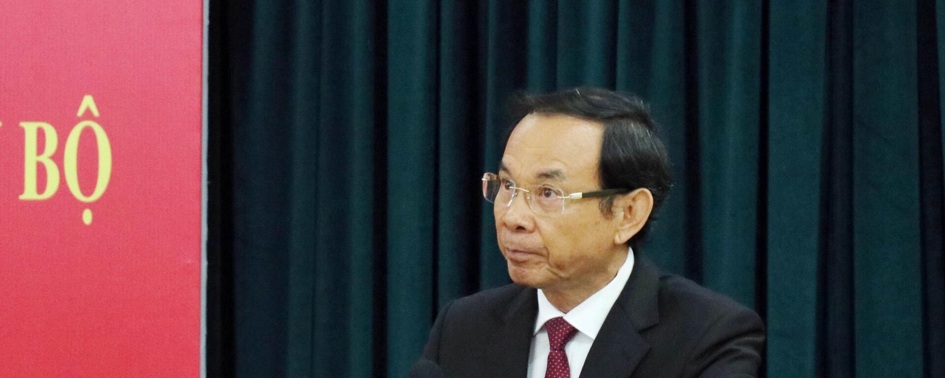 Ông Nguyễn Văn Nên xúc động vì những ngày tháng gắn bó với Đảng bộ, chính quyền, người dân TP.HCM - Sputnik Việt Nam, 1920, 25.08.2025