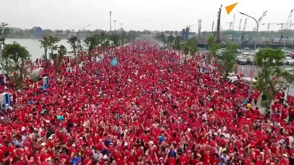 Kỷ lục mới: Hơn 21.000 người tham gia Giải chạy “Việt Nam tôi đó – 2025” chào mừng 80 năm Quốc khánh - Sputnik Việt Nam