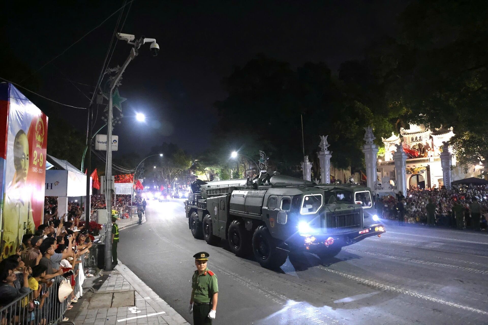 Hệ thống tên lửa đạn đạo Scud-B có hỏa lực tầm xa mang tính chiến lược của Binh chủng Pháo binh-Tên lửa - Sputnik Việt Nam, 1920, 25.08.2025