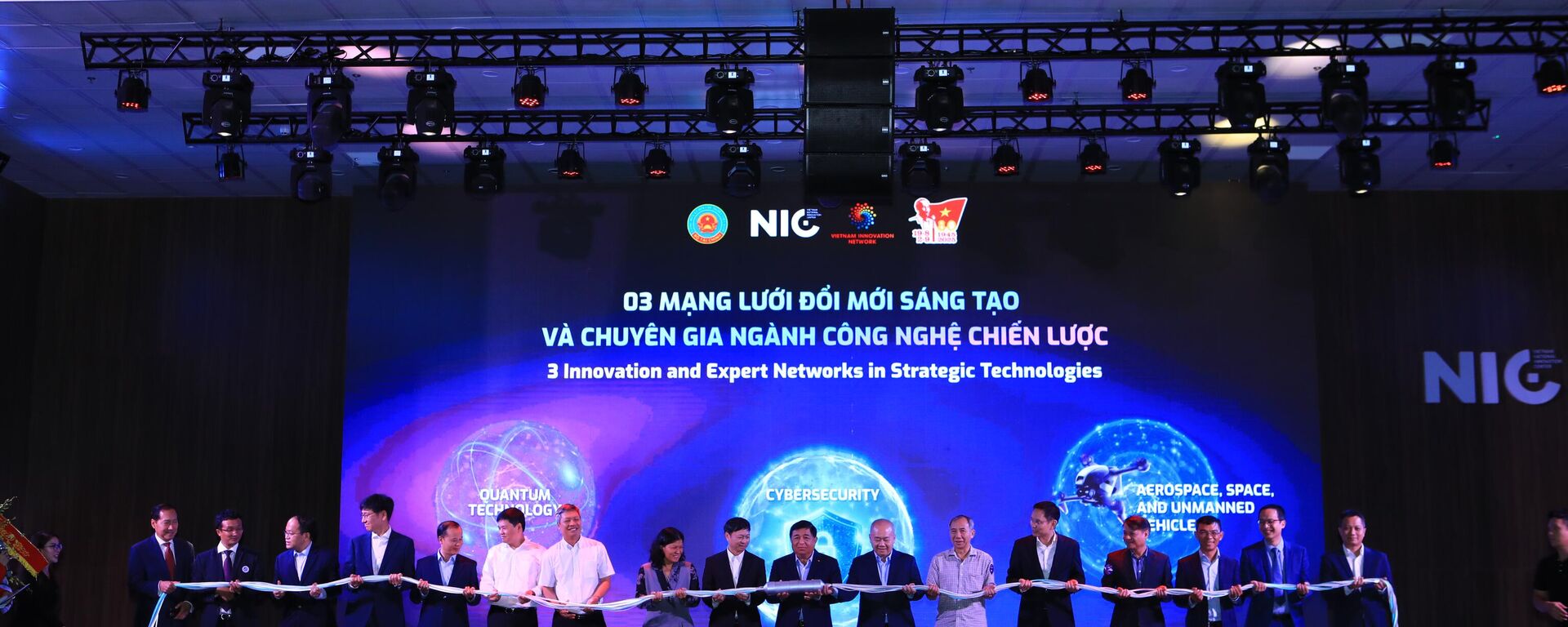 Một số hình ảnh tại Lễ công bố 3 Mạng lưới Đổi mới sáng tạo và chuyên gia ngành công nghệ chiến lược - Sputnik Việt Nam, 1920, 26.08.2025