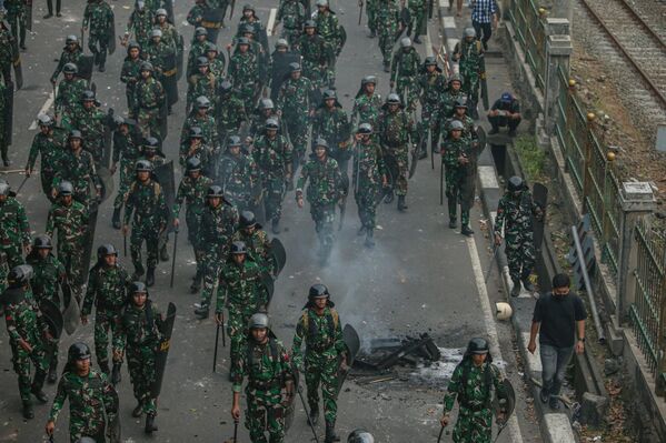 Binh sĩ trong cuộc biểu tình tại Jakarta, Indonesia - Sputnik Việt Nam