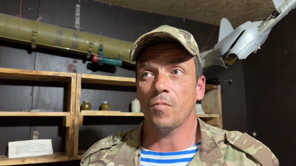 Quân đội Ukraina ồ ạt sử dụng lựu đạn 40 mm của Mỹ thả từ UAV - Sputnik Việt Nam