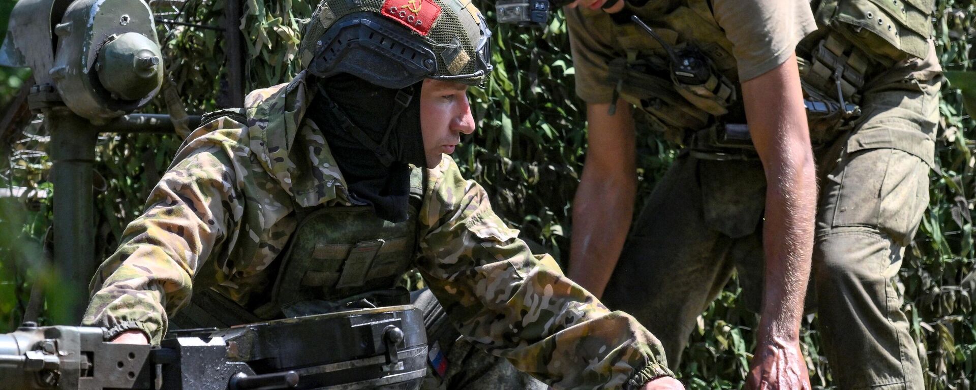 Công tác chiến đấu của kíp súng cối 2S4 Tulip thuộc nhóm lực lượng Trung tâm của Nga tại khu vực Chiến dịch quân sự đặc biệt - Sputnik Việt Nam, 1920, 13.09.2025