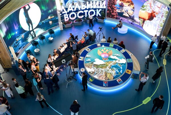 EEF-2025. Hoạt động diễn đàn - Sputnik Việt Nam