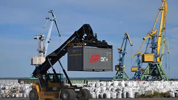 Container - Sputnik Việt Nam