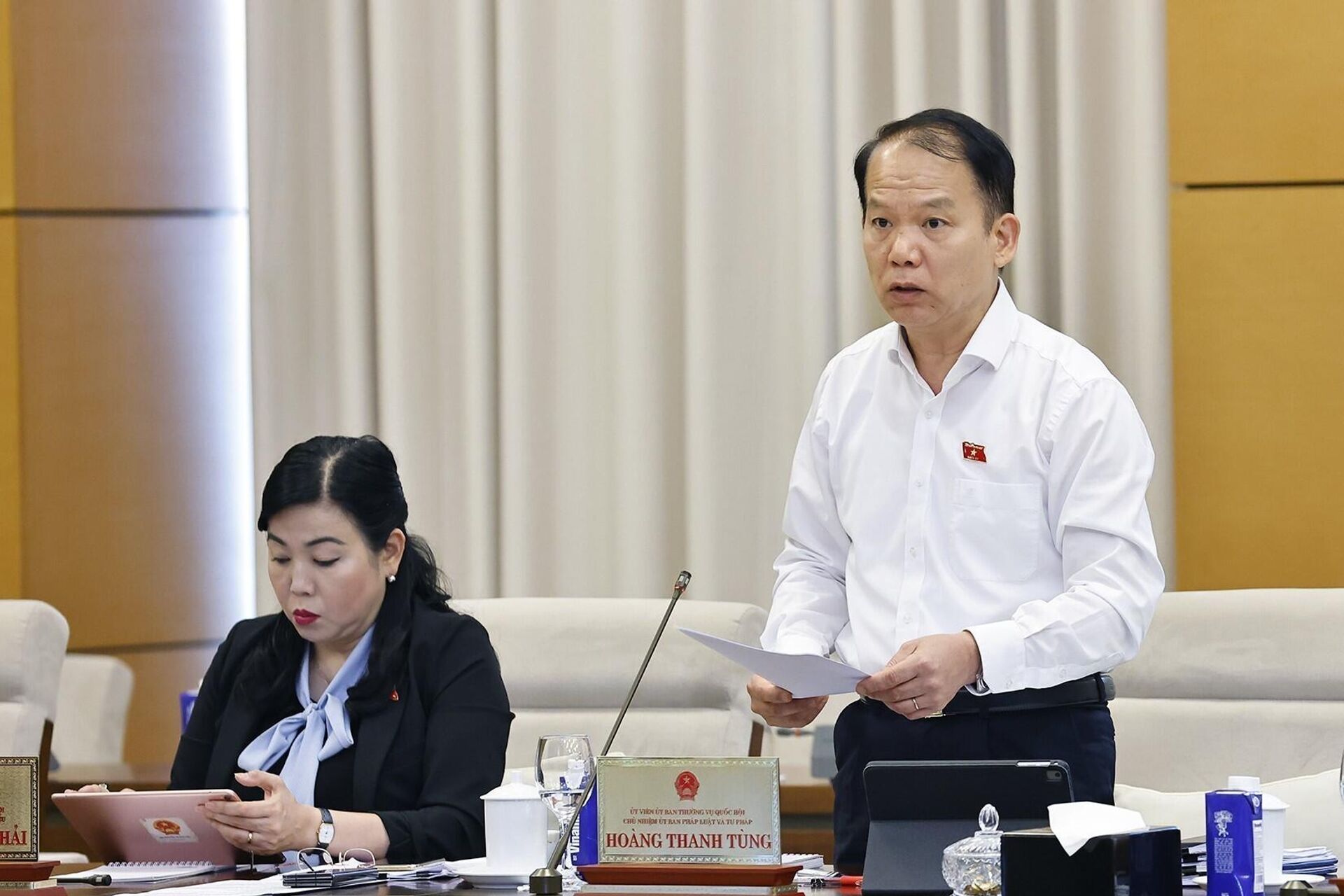 Chủ nhiệm Ủy ban Pháp luật và Tư pháp của Quốc hội Hoàng Thanh Tùng phát biểu - Sputnik Việt Nam, 1920, 05.09.2025