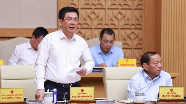 Bộ trưởng Bộ Công Thương Nguyễn Hồng Diên - Sputnik Việt Nam