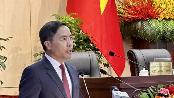 Chủ tịch UBND thành phố Đà Nẵng Phạm Đức Ấn phát biểu nhận nhiệm vụ - Sputnik Việt Nam