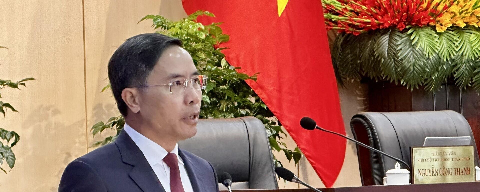 Chủ tịch UBND thành phố Đà Nẵng Phạm Đức Ấn phát biểu nhận nhiệm vụ - Sputnik Việt Nam, 1920, 08.09.2025