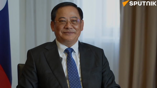 Thủ tướng Lào hứa sẽ trở lại học tiếng Nga Thủ tướng Lào hứa sẽ trở lại học tiếng Nga - Sputnik Việt Nam