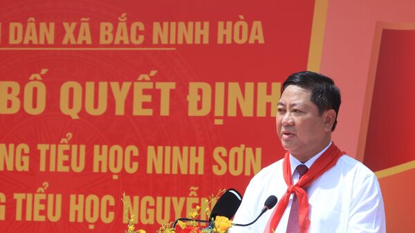 Ông Trần Quốc Nam, Chủ tịch Ủy ban nhân dân tỉnh Khánh Hòa phát biểu tại buổi lễ
 - Sputnik Việt Nam