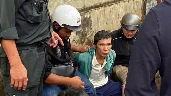 Nghi phạm Nguyễn Nam Đại Thuận bị công an bắt giữ - Sputnik Việt Nam