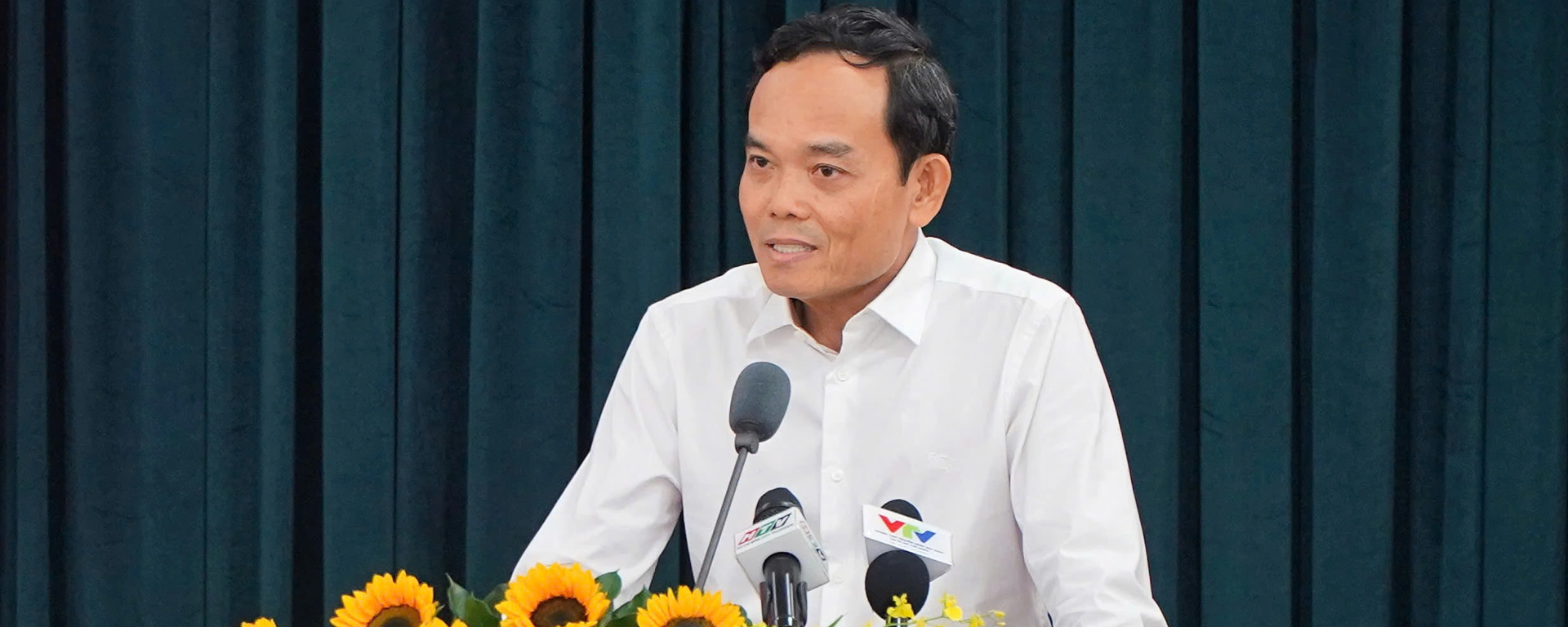 Bí thư Thành ủy TP. Hồ Chí Minh Trần Lưu Quang phát biểu tại hội nghị - Sputnik Việt Nam, 1920, 15.09.2025