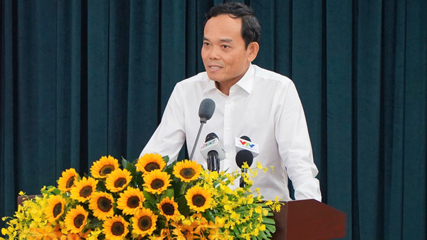 Bí thư Thành ủy TP. Hồ Chí Minh Trần Lưu Quang phát biểu tại hội nghị - Sputnik Việt Nam