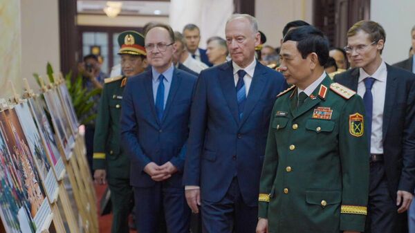 Trợ lý Tổng thống Nga Nikolai Patrushev hội đàm với Bộ trưởng Quốc phòng Việt Nam, Đại tướng Phan Văn Giang - Sputnik Việt Nam