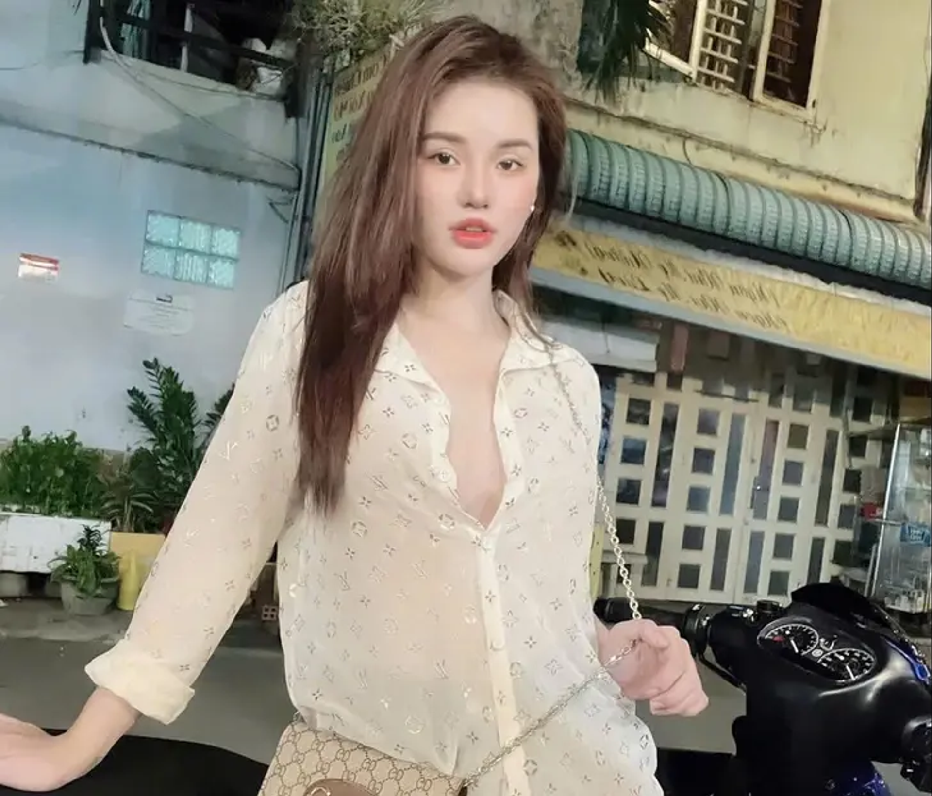 Lê Phạm Hiểu Ly bị Công an TP.HCM truy nã  - Sputnik Việt Nam, 1920, 15.09.2025