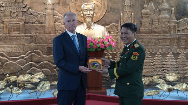 Trợ lý Tổng thống, Chủ tịch Hội đồng Biển Liên bang Nga Nikolai Patrushev thăm Trung tâm Nhiệt đới Việt - Nga - Sputnik Việt Nam