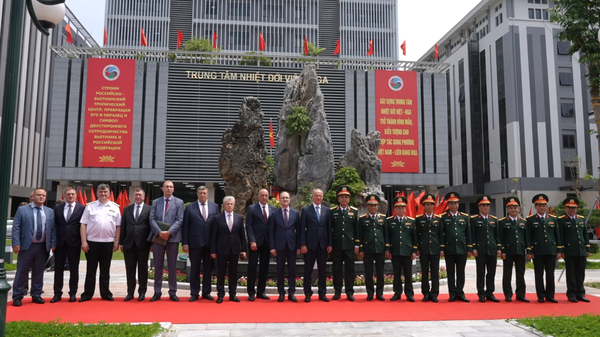 Trợ lý Tổng thống Vladimir Putin thăm Trung tâm Nhiệt đới Việt - Nga - Sputnik Việt Nam