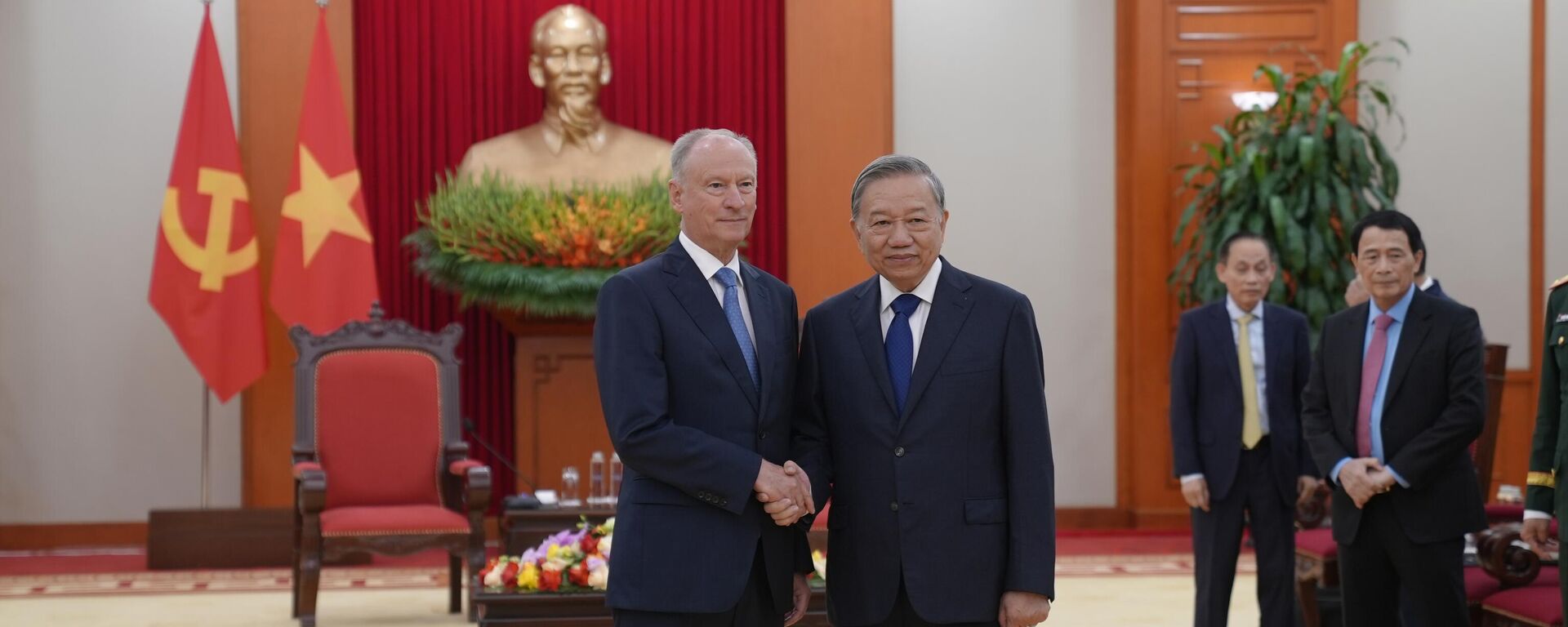 Trợ lý Tổng thống Nga Nikolai Patrushev hội kiến Tổng Bí thư Tô Lâm - Sputnik Việt Nam, 1920, 20.09.2025