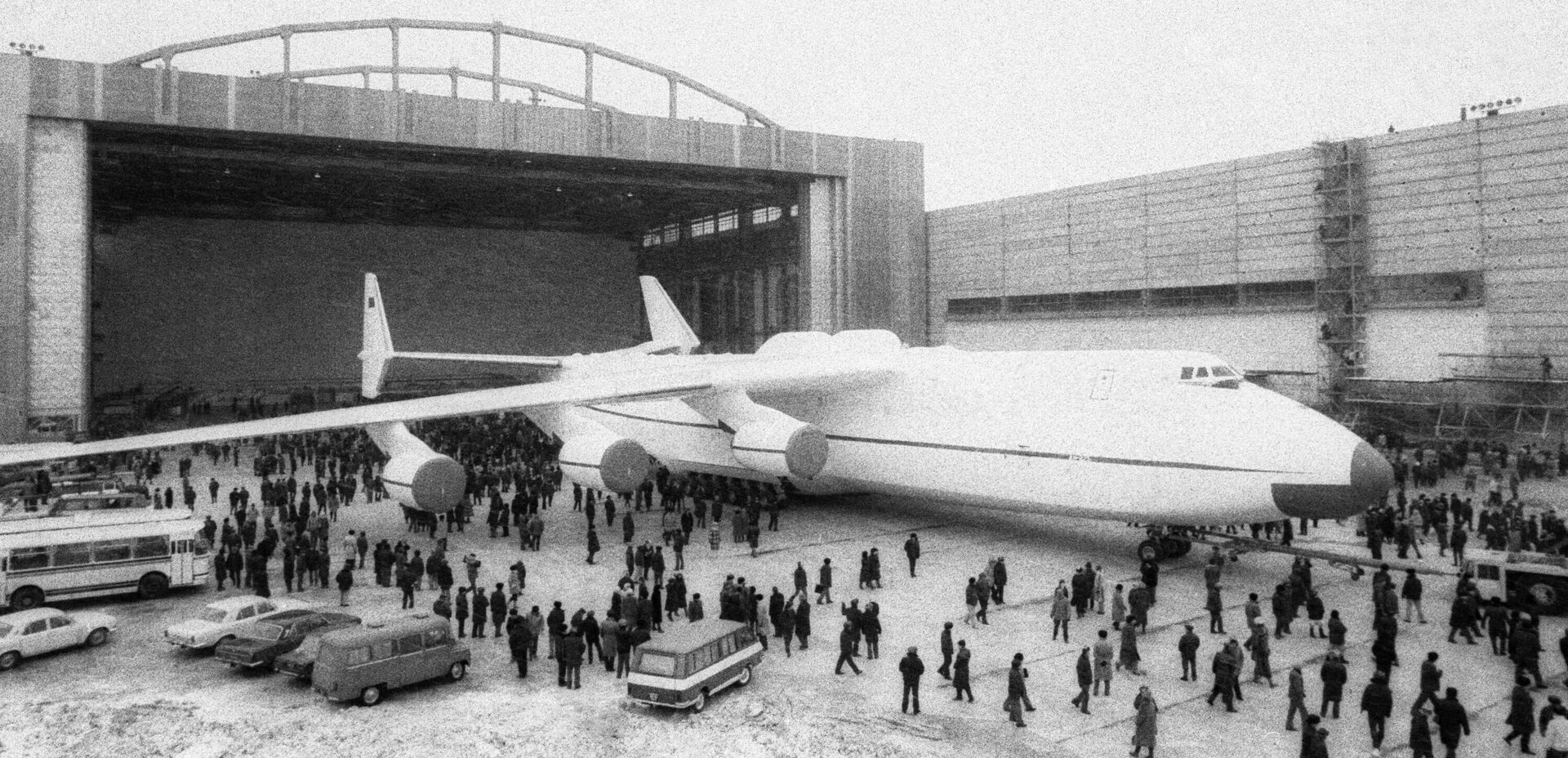 Máy bay AN-225 - Sputnik Việt Nam, 1920, 16.09.2025