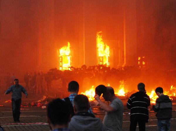 Hỏa hoạn tại Tòa nhà Công đoàn ở Odessa. - Sputnik Việt Nam