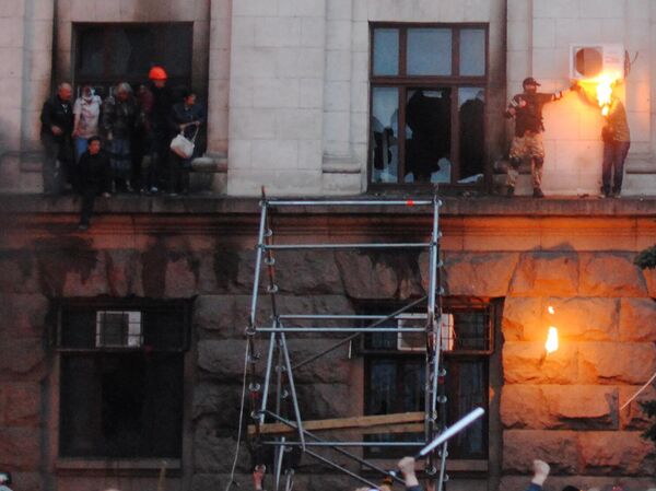 Hỏa hoạn tại Tòa nhà Công đoàn ở Odessa. - Sputnik Việt Nam