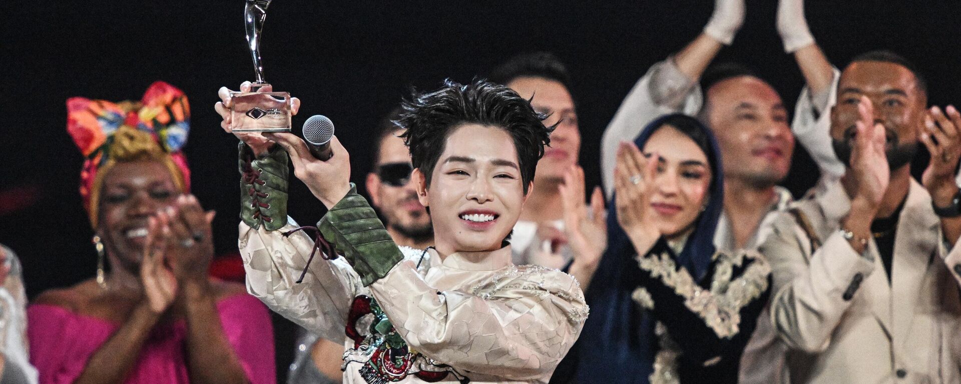 Ca sĩ Việt Nam Đức Phúc giành chiến thắng trong cuộc thi Intervision-2025
 - Sputnik Việt Nam, 1920, 21.09.2025