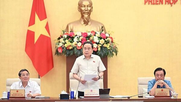 Chủ tịch Quốc hội Trần Thanh Mẫn điều hành một phiên họp - Sputnik Việt Nam