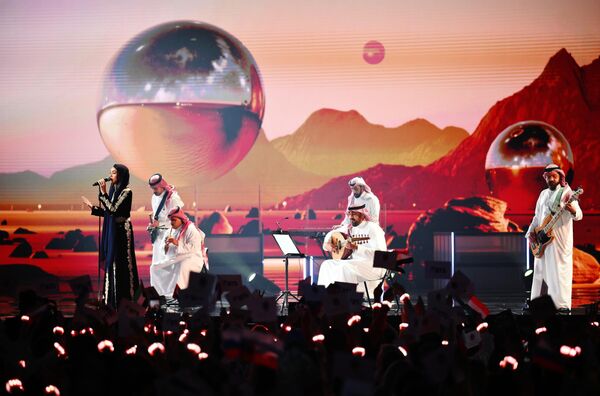 Ca sĩ Ả Rập Xê Út Zeina Imad biểu diễn tại Cuộc thi Âm nhạc Quốc tế Intervision - Sputnik Việt Nam