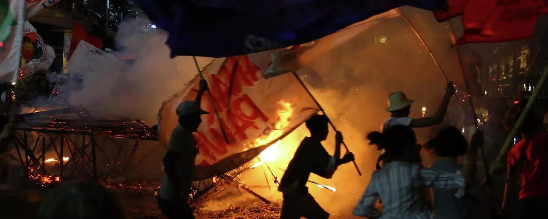 Người biểu tình ở Manila, Philippines - Sputnik Việt Nam, 1920, 21.09.2025