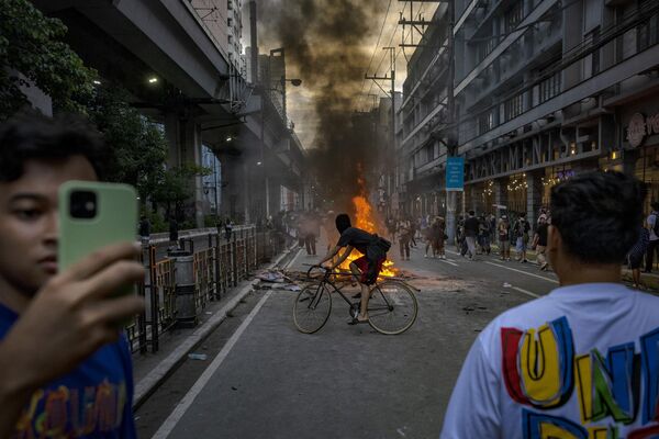 Biểu tình chống tham nhũng tại Manila - Sputnik Việt Nam