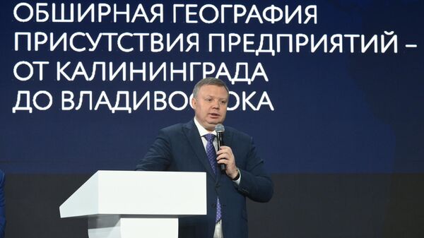 Phó Tổng Giám đốc thứ nhất kiêm Giám đốc khối phát triển và kinh doanh quốc tế của Tập đoàn Nhà nước Rosatom, ông Kirill Komarov - Sputnik Việt Nam