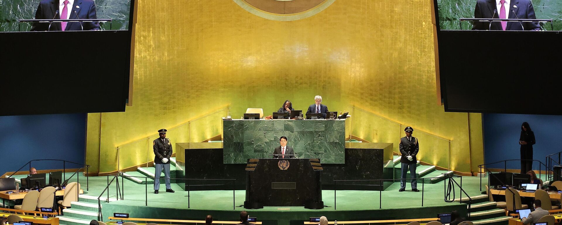 Chủ tịch nước Lương Cường phát biểu tại Phiên Thảo luận cấp cao ĐHĐ LHQ Khoá 80 - Sputnik Việt Nam, 1920, 24.09.2025