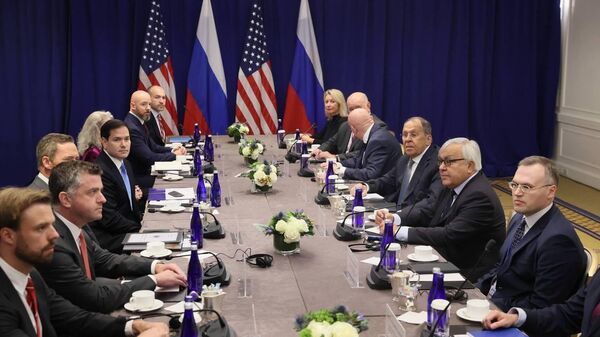 Cuộc gặp giữa Ngoại trưởng Nga Sergey Lavrov và Ngoại trưởng Mỹ Marco Rubio tại New York - Sputnik Việt Nam