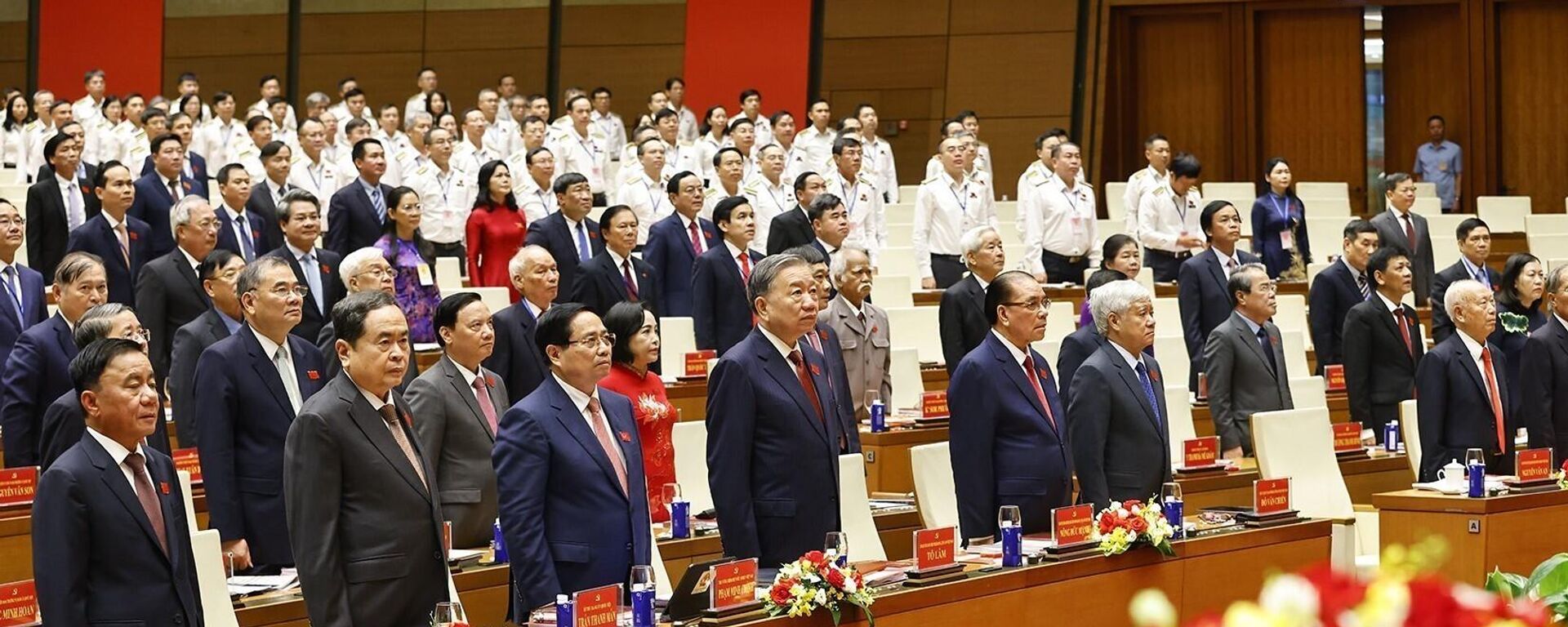 Tổng Bí thư dự Đại hội đại biểu Đảng bộ Quốc hội lần thứ nhất - Sputnik Việt Nam, 1920, 25.09.2025