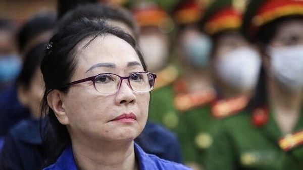 Bà Trương Mỹ Lan có trách nhiệm bồi hoàn toàn bộ số tiền 30.000 tỉ đồng cho hơn 43.000 bị hại và người có quyền lợi, nghĩa vụ liên quan nhận chuyển nhượng trái phiếu. - Sputnik Việt Nam