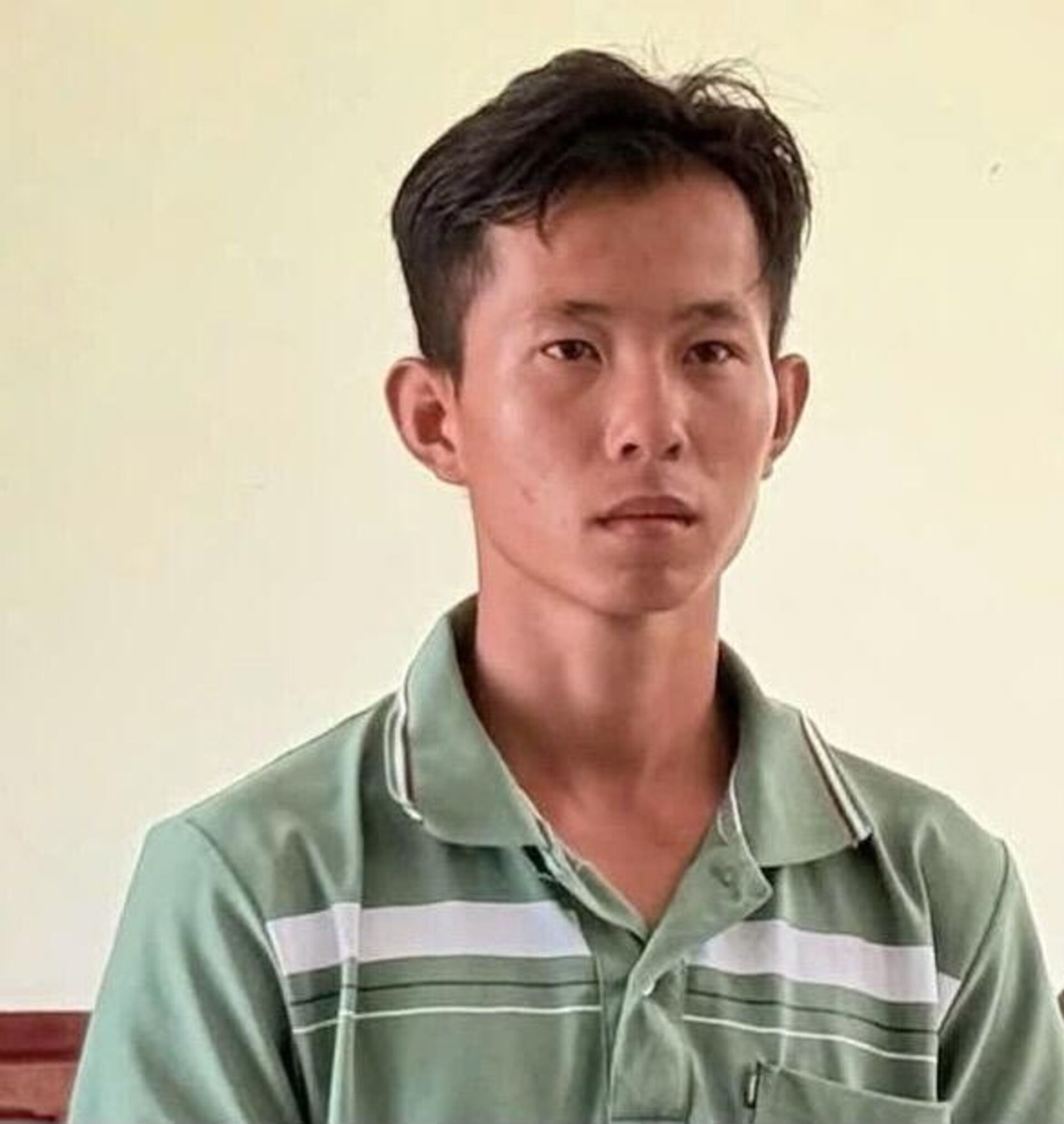 Đối tượng Trương Vô Kỵ bị bắt vì rao bán súng tự chế trên mạng - Sputnik Việt Nam, 1920, 26.09.2025