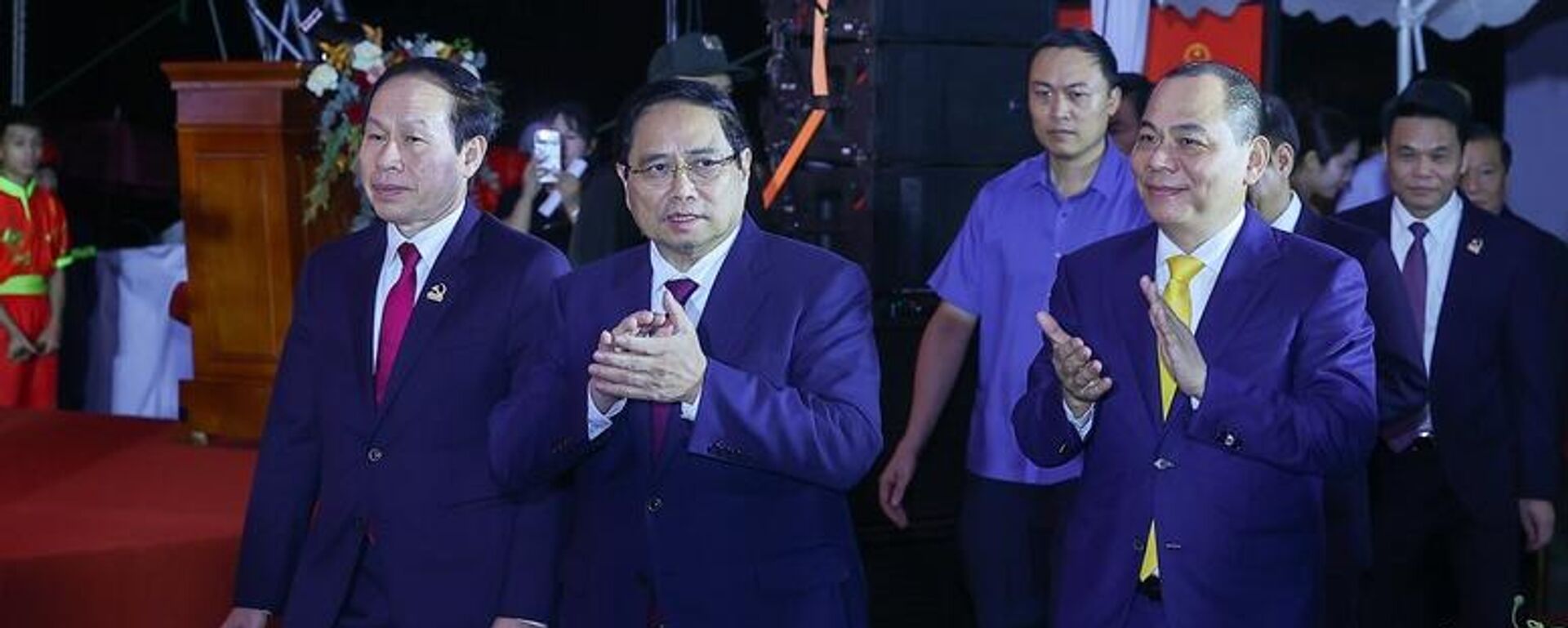 Thủ tướng Phạm Minh Chính đến dự lễ khởi công dự án đầu tư phát triển kết cấu hạ tầng Khu Công nghiệp Tân Trào (giai đoạn 1) và dự án Nhà máy Nhiệt điện LNG Hải Phòng - Sputnik Việt Nam, 1920, 27.09.2025