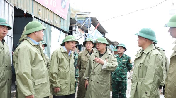  Phó Thủ tướng Trần Hồng Hà kiểm tra công tác ứng phó bão số 10 tại Nghệ An 	 - Sputnik Việt Nam