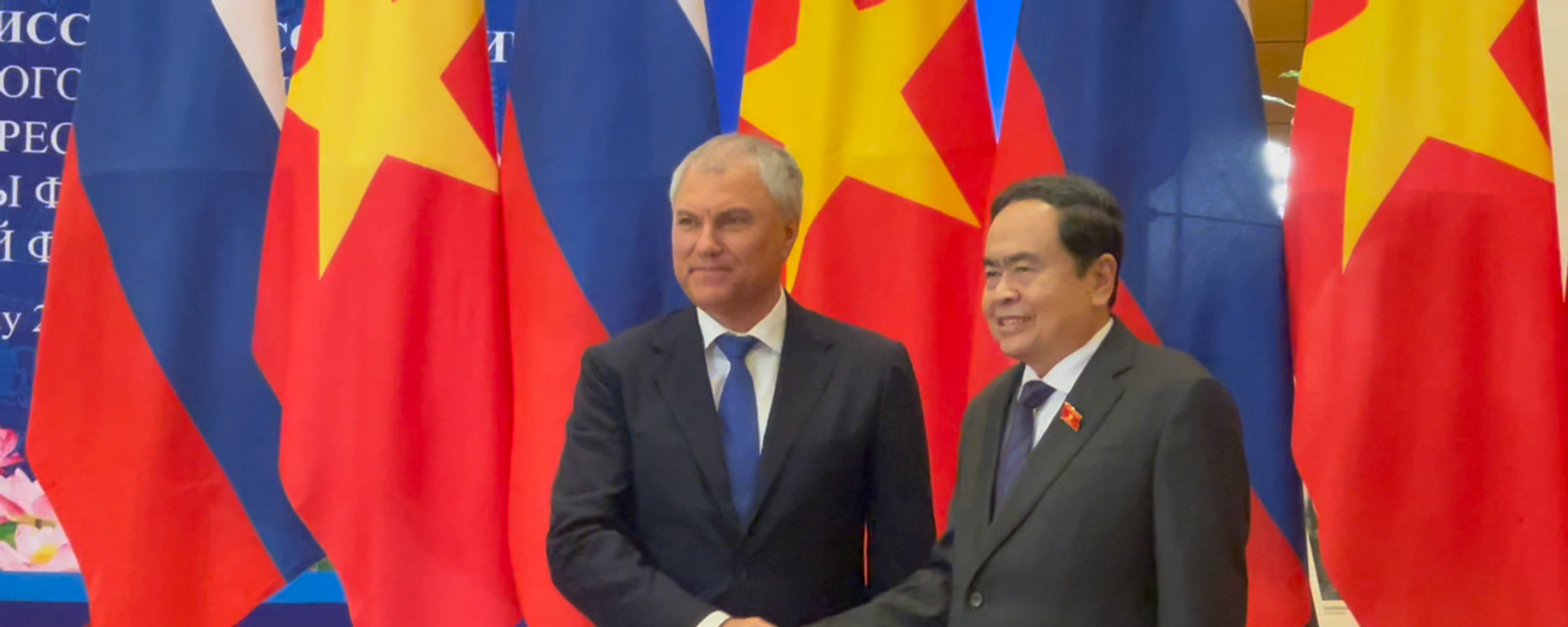 Chủ tịch Quốc hội Trần Thanh Mẫn hội đàm với Chủ tịch Duma Quốc gia Nga Vyacheslav Volodin - Sputnik Việt Nam, 1920, 29.09.2025