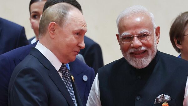 Tổng thống Nga Vladimir Putin và Thủ tướng Ấn Độ Narendra Modi - Sputnik Việt Nam
