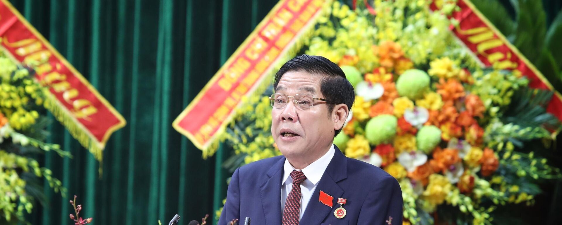 Bí thư Tỉnh ủy Bắc Ninh Nguyễn Văn Gấu phát biểu khai mạc đại hội
 - Sputnik Việt Nam, 1920, 01.10.2025