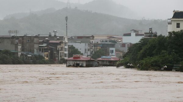 Nước sông Lô (Tuyên Quang) dâng kỷ lục, gây ngập lụt trên diện rộng - Sputnik Việt Nam
