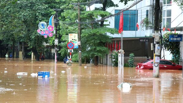 Nước sông Lô (Tuyên Quang) dâng kỷ lục, gây ngập lụt trên diện rộng - Sputnik Việt Nam