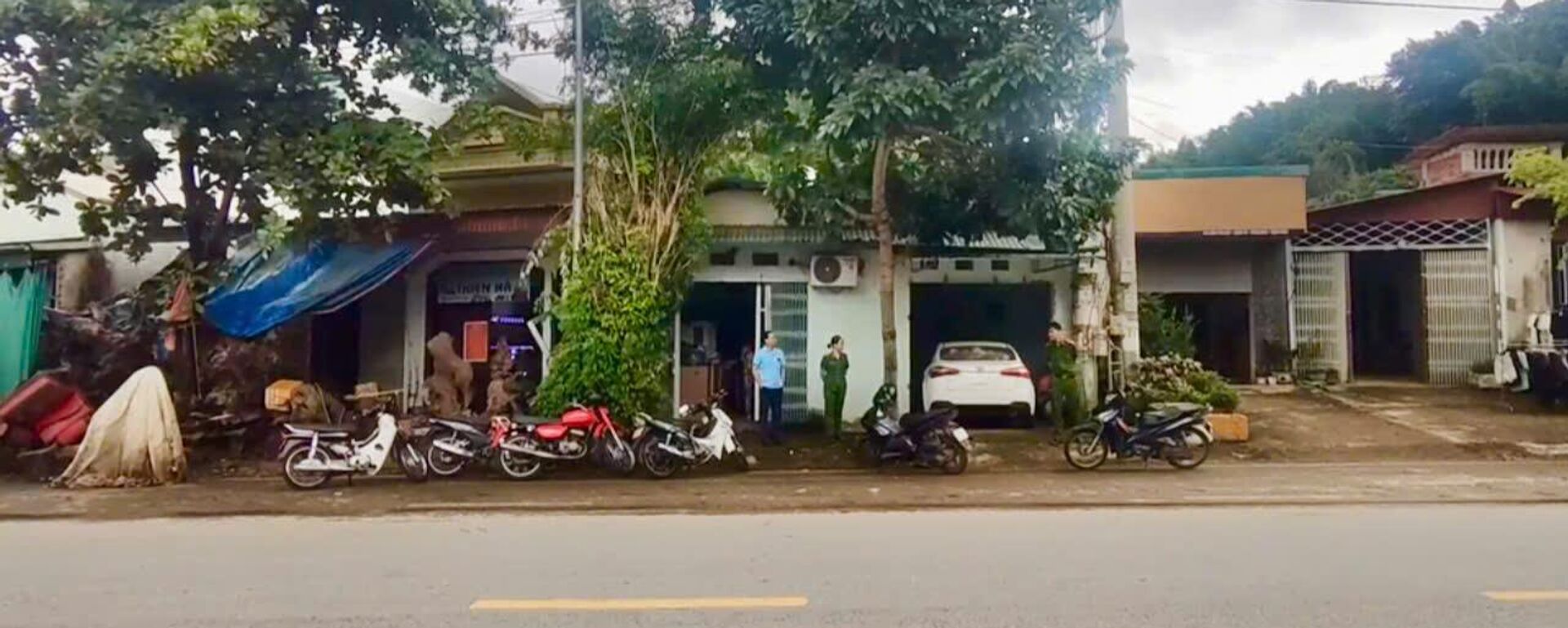 Công an Điện Biên khám xét khẩn cấp chỗ ở của Nguyễn Mạnh Tuân - Sputnik Việt Nam, 1920, 01.10.2025