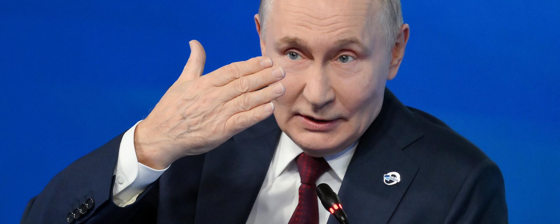 Tổng thống Vladimir Putin tham gia hoạt động của Câu lạc bộ thảo luận Valdai - Sputnik Việt Nam, 1920, 03.10.2025