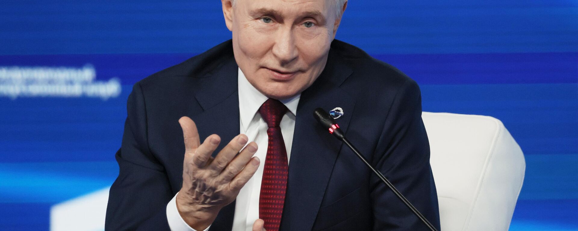 Tổng thống Vladimir Putin tham gia hoạt động của Câu lạc bộ thảo luận Valdai - Sputnik Việt Nam, 1920, 03.10.2025