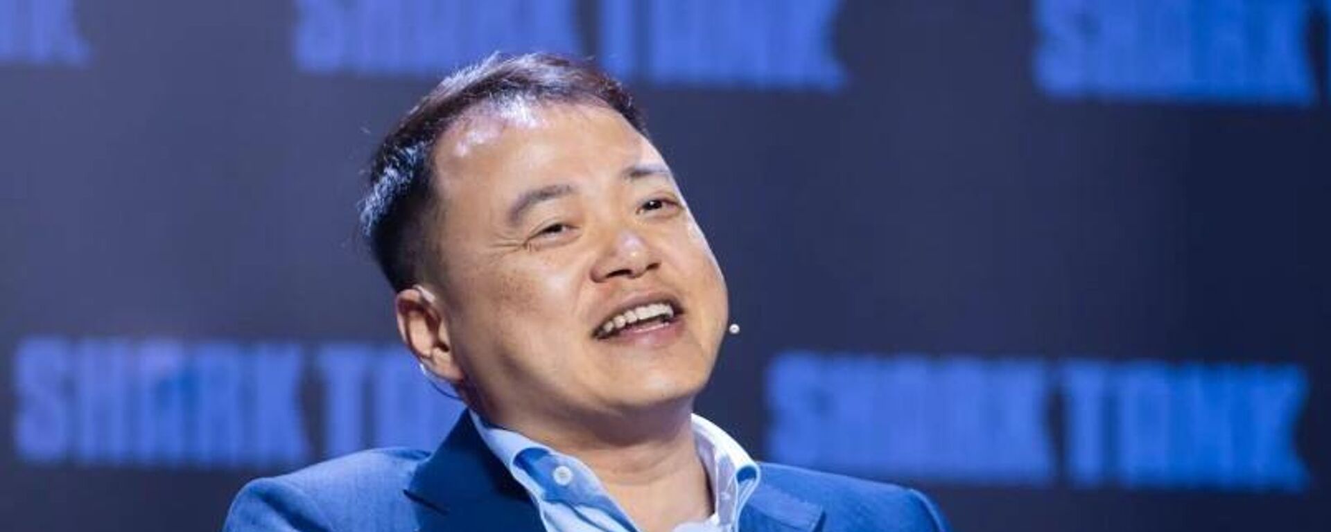 Doanh nhân Nguyễn Hòa Bình ở chương trình Shark Tank Việt Nam - Sputnik Việt Nam, 1920, 07.10.2025
