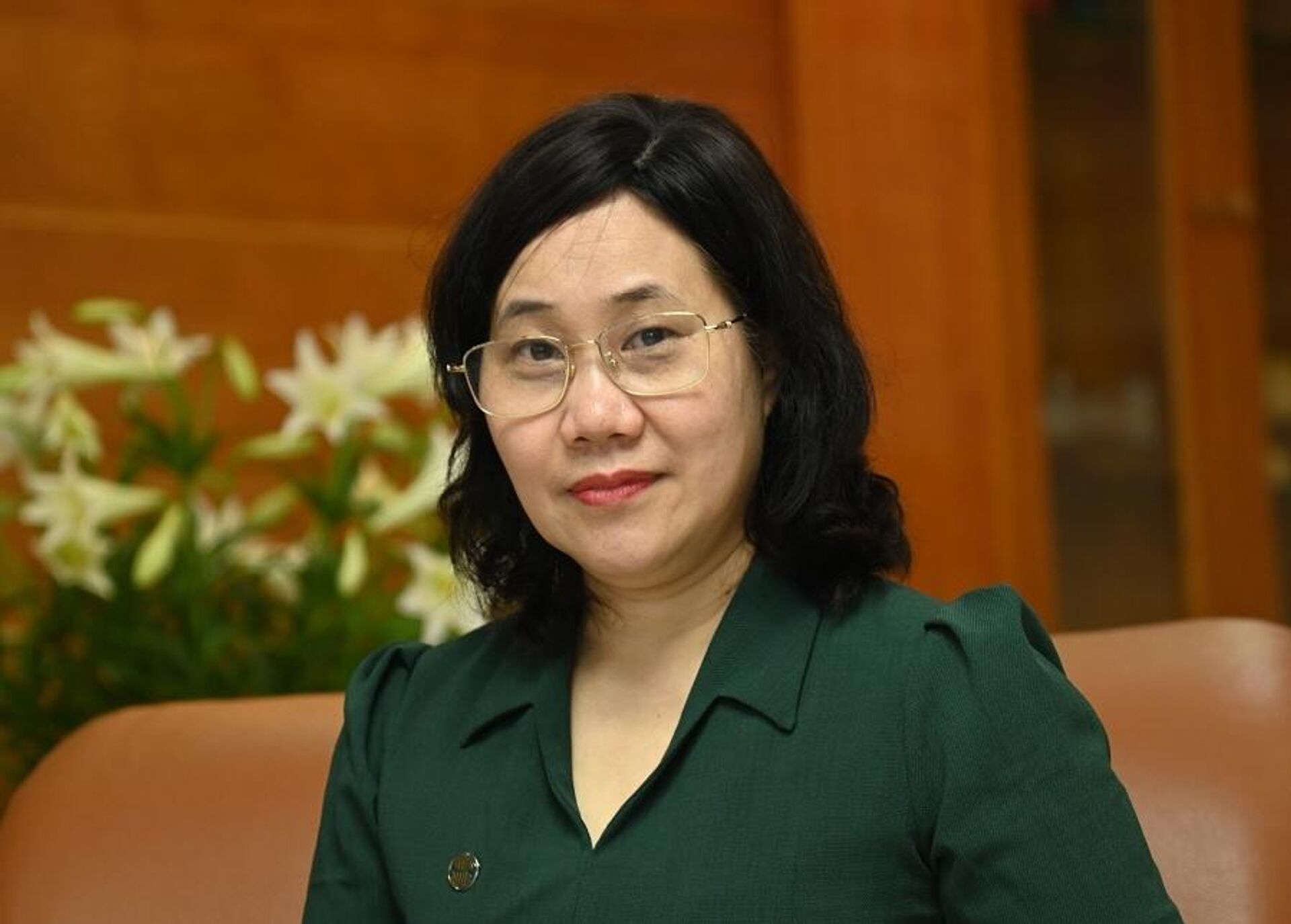 Cục trưởng Cục Thống kê Nguyễn Thị Hương chủ trì họp báo - Sputnik Việt Nam, 1920, 06.10.2025