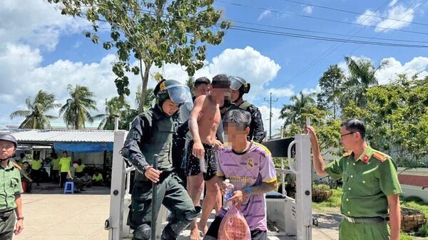 An Giang tạm giữ 9 đối tượng cầm đầu vụ gây rối tại Cơ sở cai nghiện ma túy số 2 - Sputnik Việt Nam